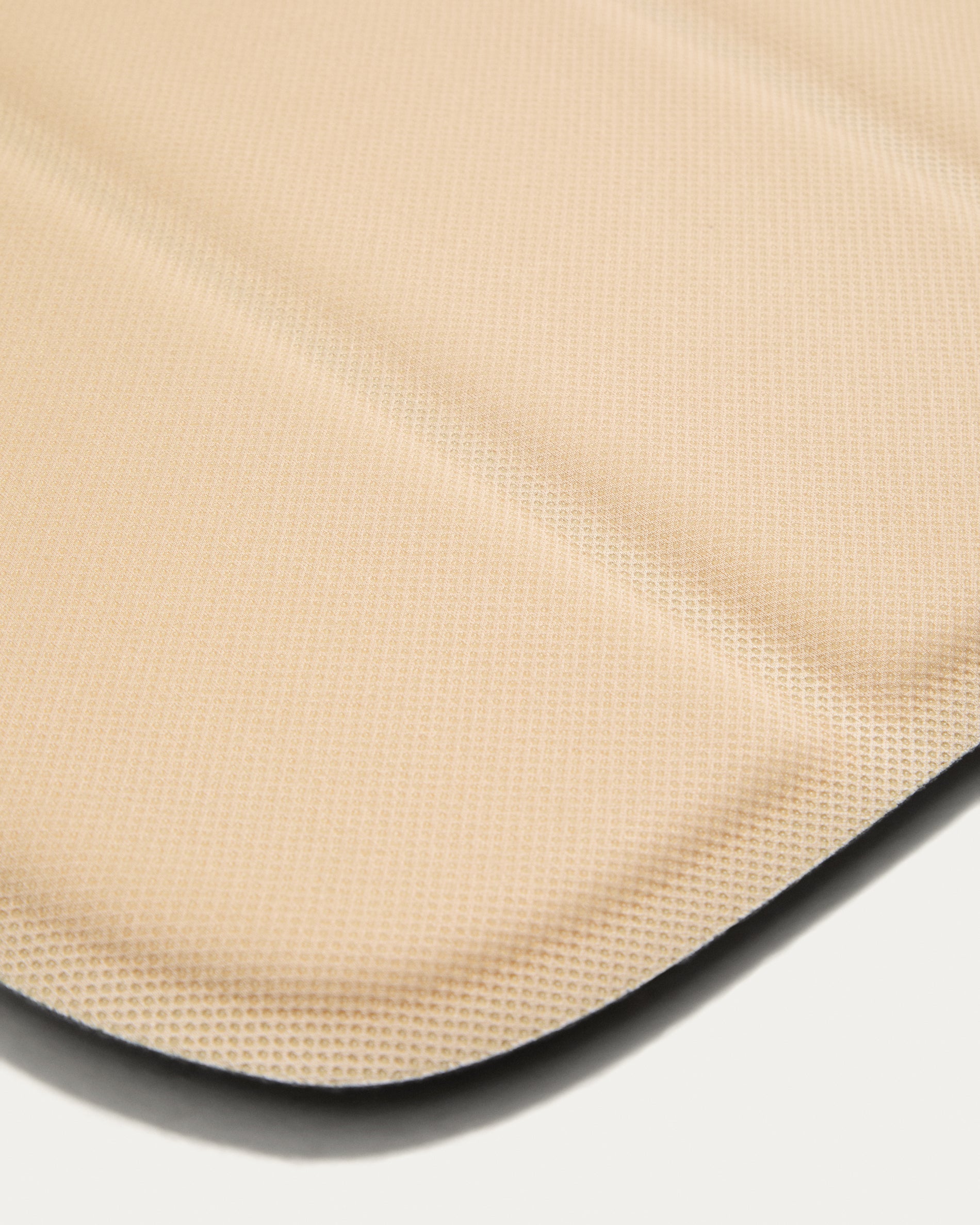 Stuhlkissen Sindera in Graphitgrau, 45 x 43 cm in Graphit präsentiert im Onlineshop von KAQTU Design AG. Gartenkissen ist von Kave Home