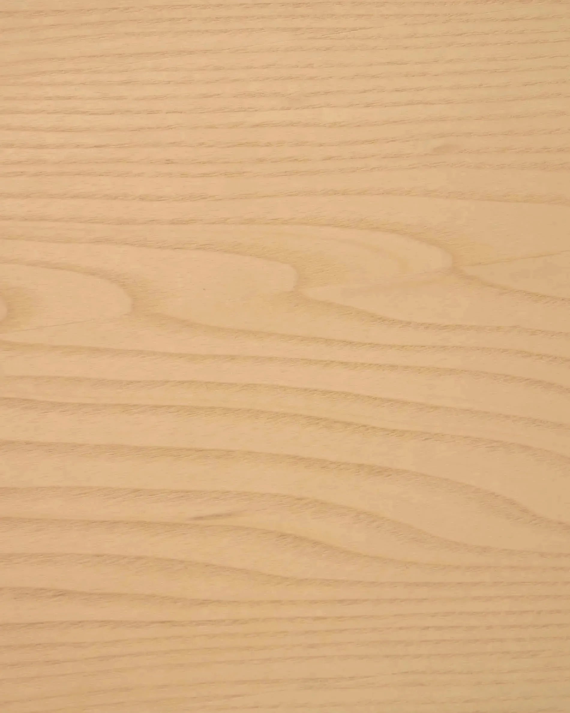 Eleganter TV-Schrank aus massiver Esche mit weißgrauem Finish, bietet stilvollen Stauraum für Ihr Zuhause.
