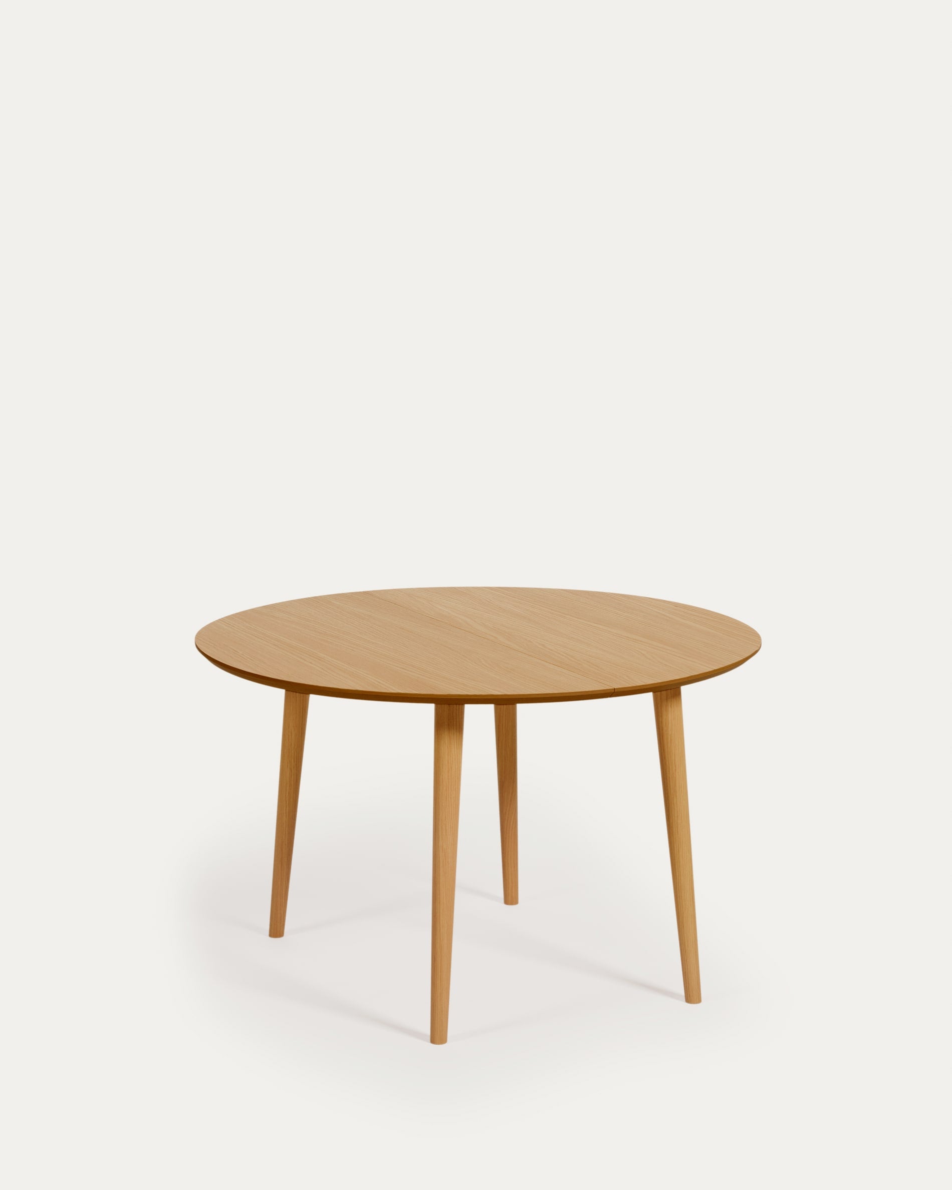 3D-Modell: Eleganter Oqui Ausziehtisch, Eichenfurnier, Massivholzbeine, Ø 120-200 cm, ideal für Dinner & Partys.