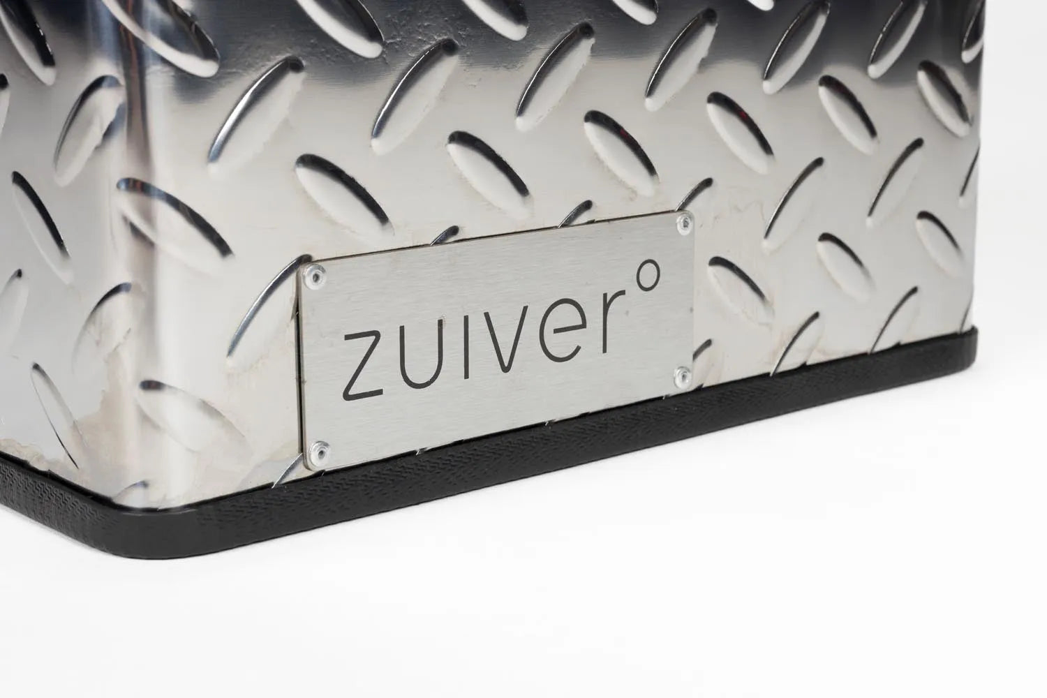 Der Cooler Be Heavy von Zuiver: Elegantes Design, perfekt für Getränke, robust und vielseitig für jeden Anlass.