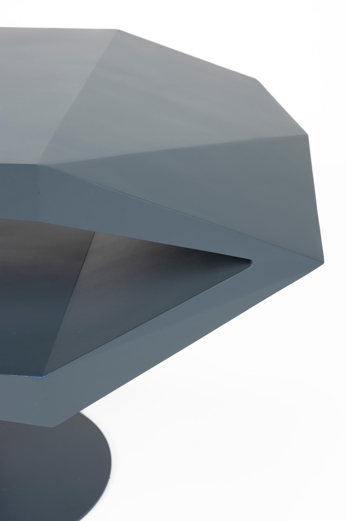 Beistelltisch North in Schwarz präsentiert im Onlineshop von KAQTU Design AG. Couchtisch ist von Zuiver