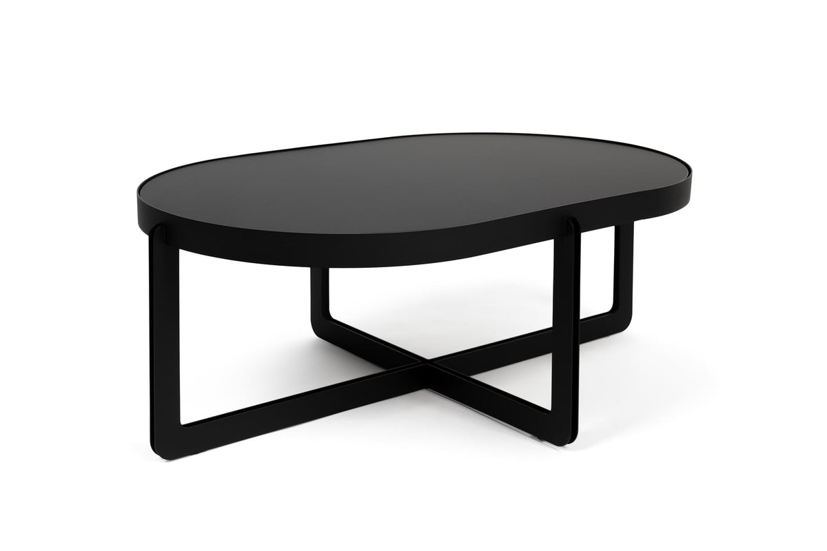Couchtisch Centre Oval in Schwarz präsentiert im Onlineshop von KAQTU Design AG. Couchtisch ist von Zuiver