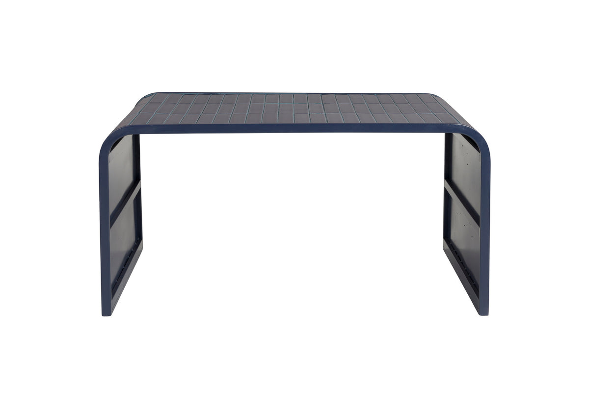 Sofatisch Tiles in Blau präsentiert im Onlineshop von KAQTU Design AG. Couchtisch ist von Zuiver