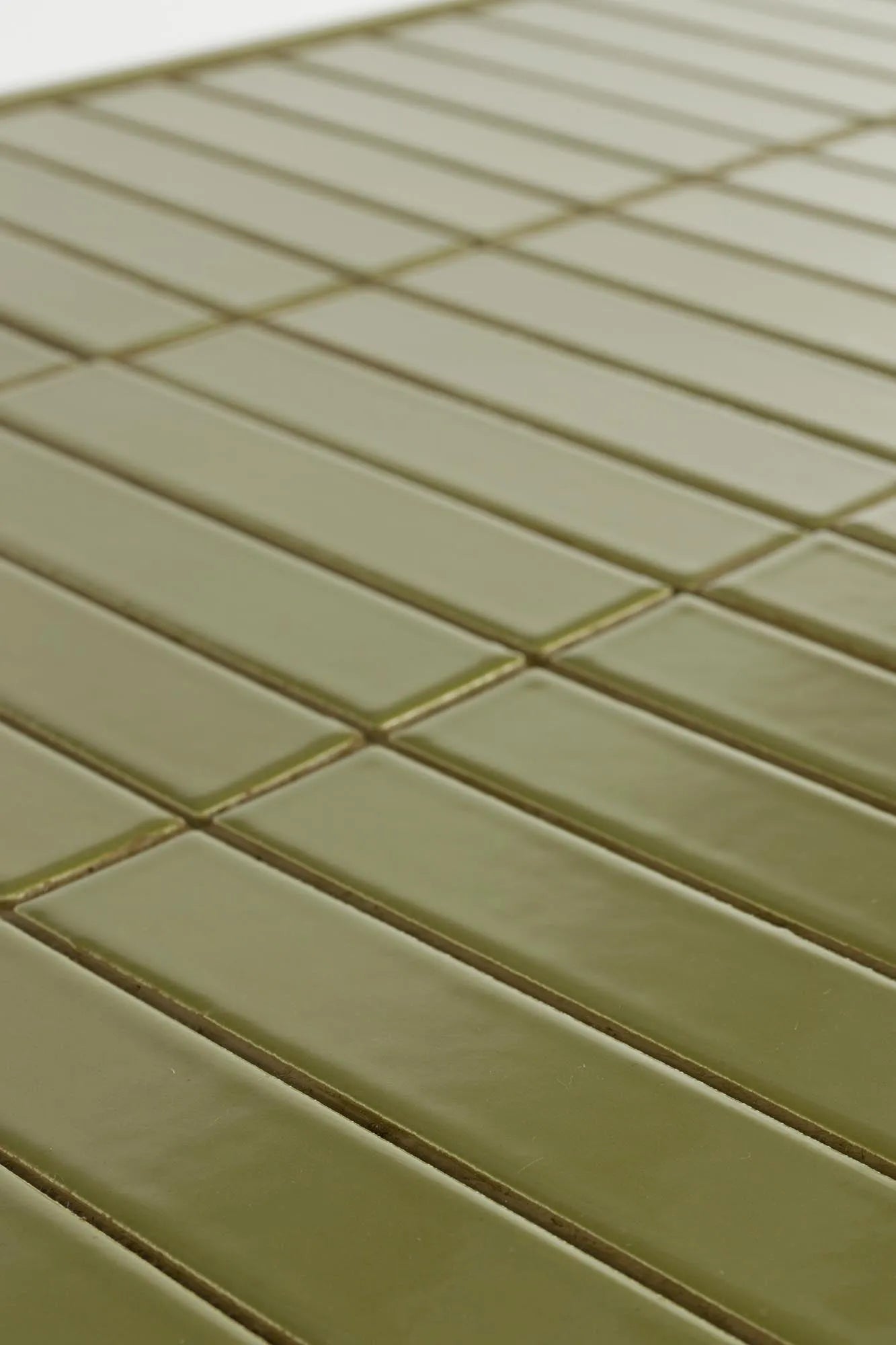 Sofatisch Tiles in Grün präsentiert im Onlineshop von KAQTU Design AG. Beistelltisch ist von Zuiver