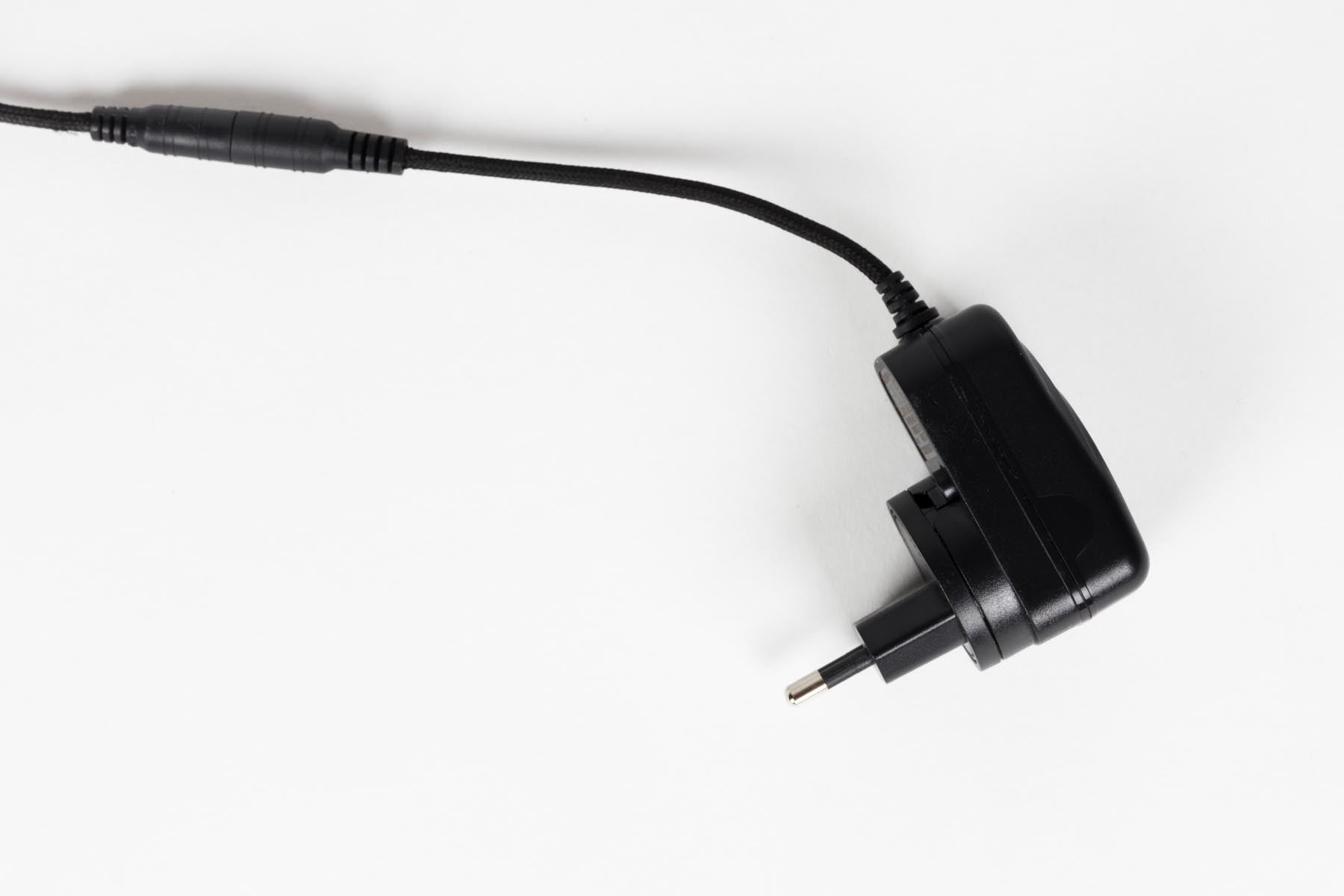 Stehleuchte Arch in Silber präsentiert im Onlineshop von KAQTU Design AG. Stehleuchte ist von Zuiver