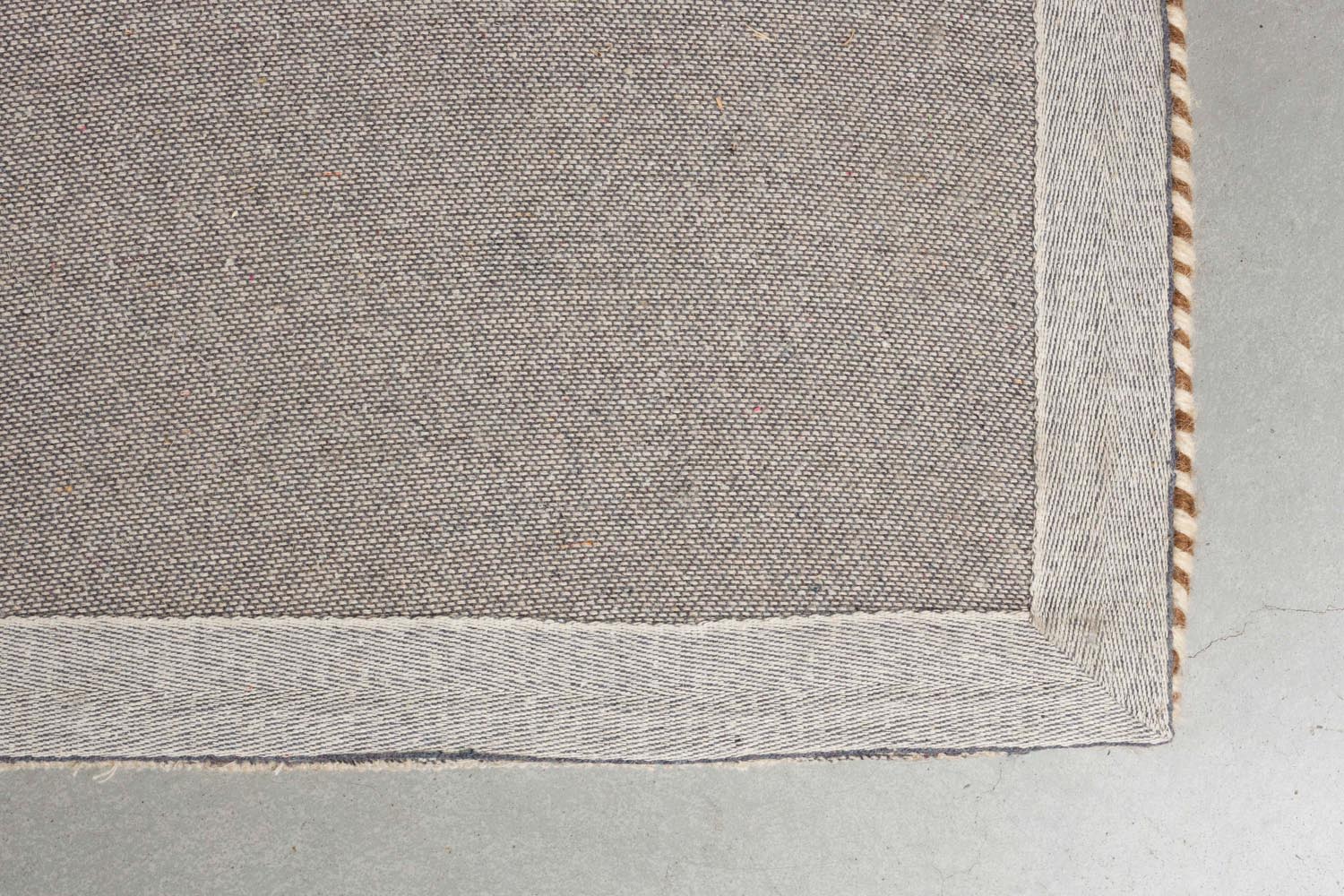 Teppich Doodle 160X230 in Beige präsentiert im Onlineshop von KAQTU Design AG. Teppich ist von Zuiver