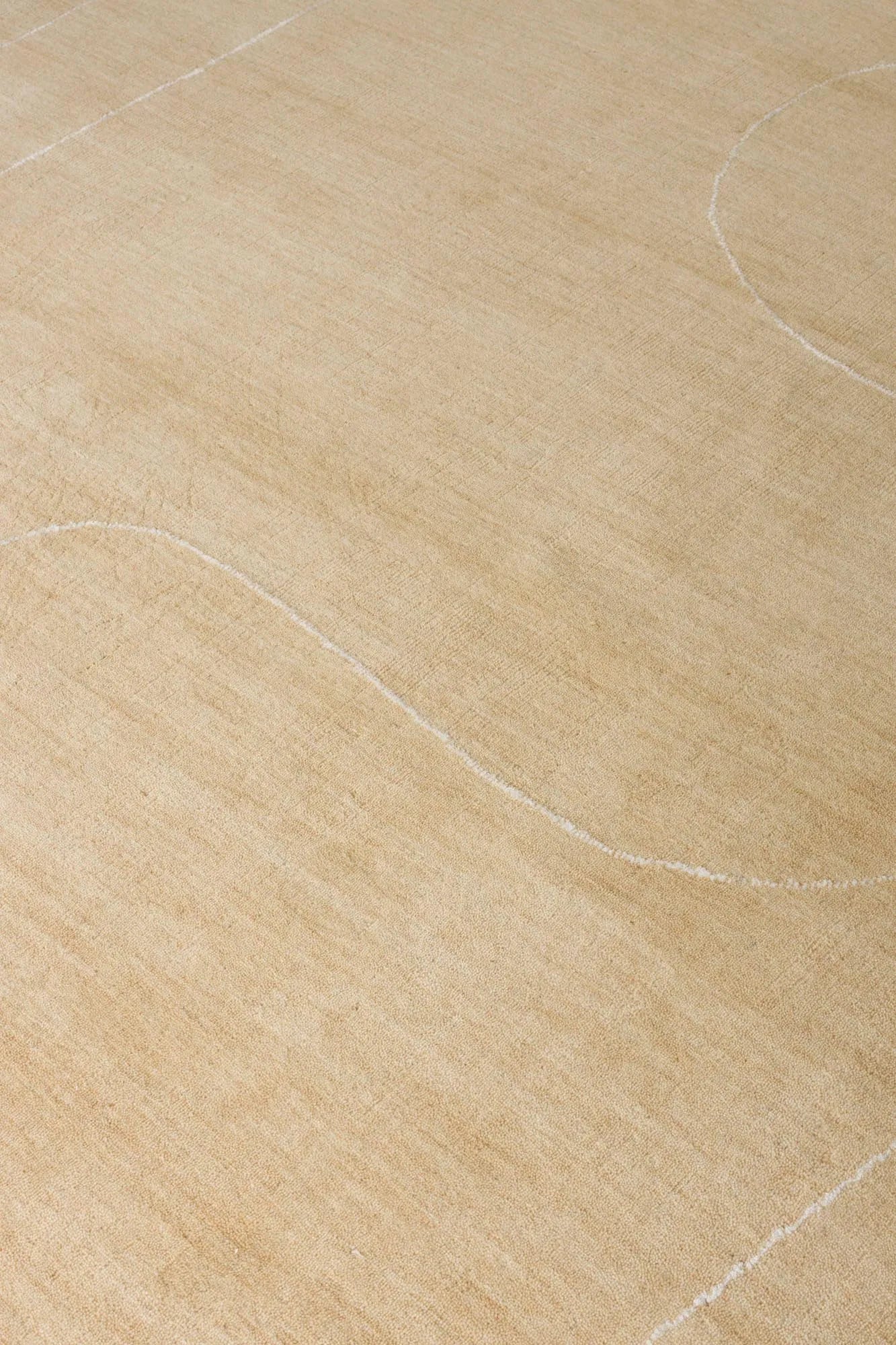 Teppich Doodle 200x300 in Beige präsentiert im Onlineshop von KAQTU Design AG. Teppich ist von Zuiver