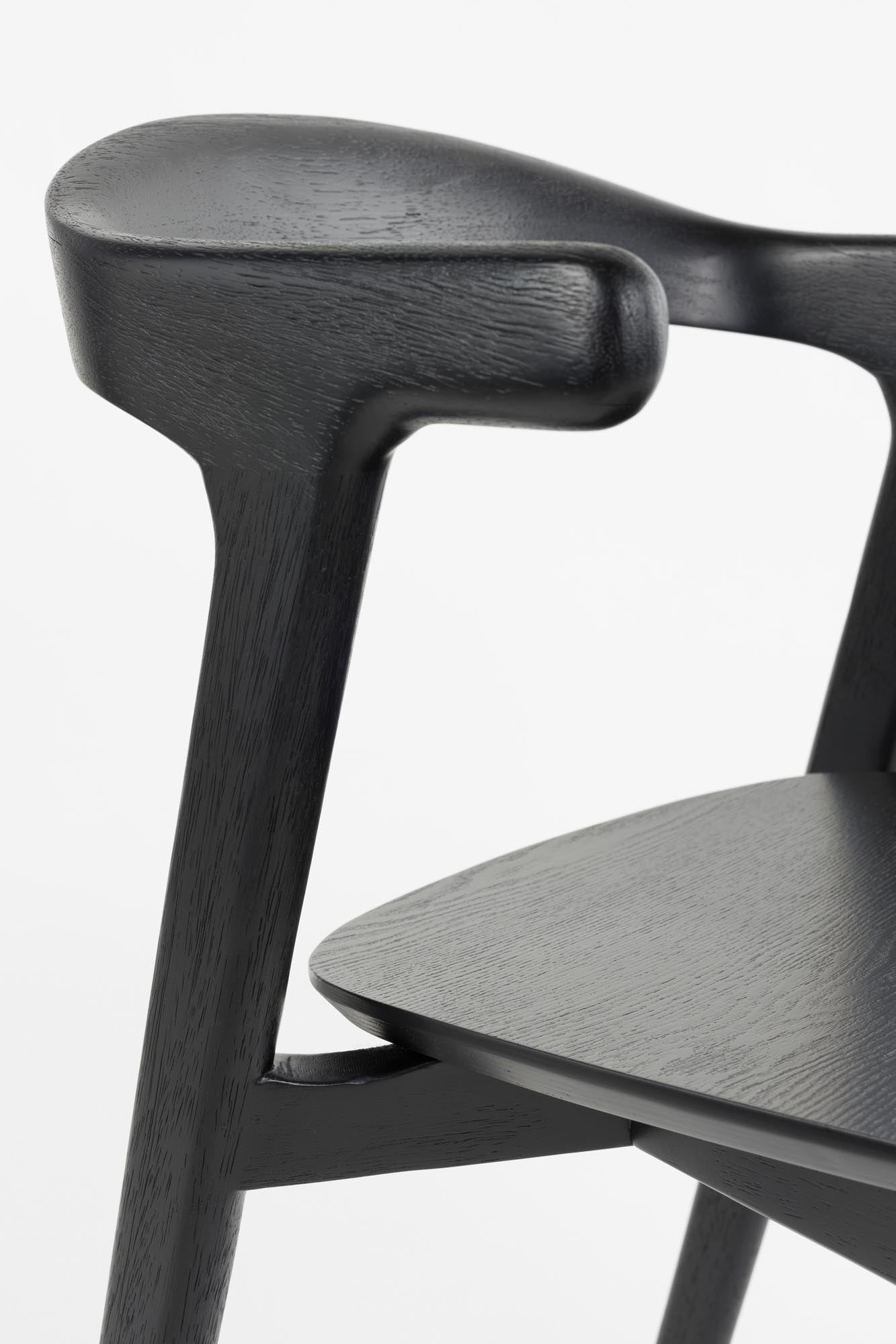 Entdecken Sie den Stuhl Northwood von Zuiver – eine stilvolle Fusion aus modernem Design und höchstem Komfort, ideal für jeden Raum.