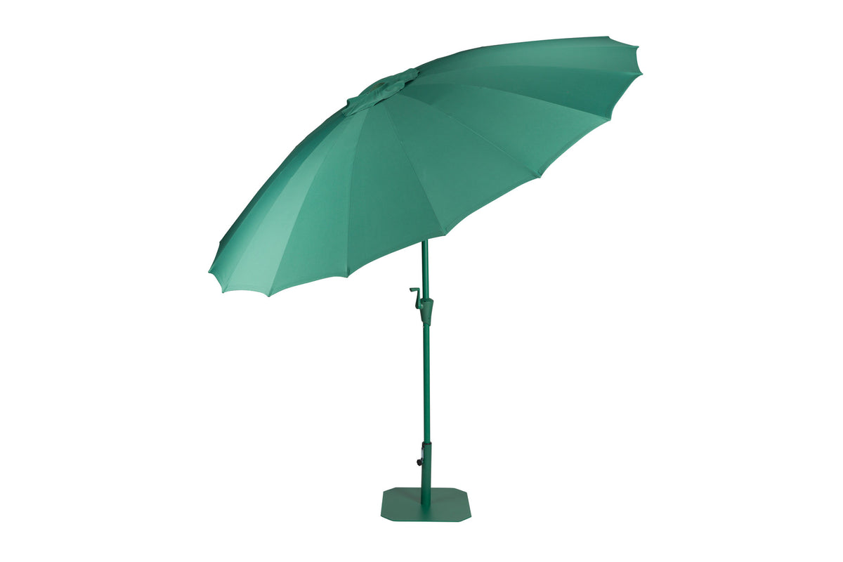 Sunbrella Sunshine Set Desert Sage in Grün präsentiert im Onlineshop von KAQTU Design AG. Sonnenschirm ist von Zuiver