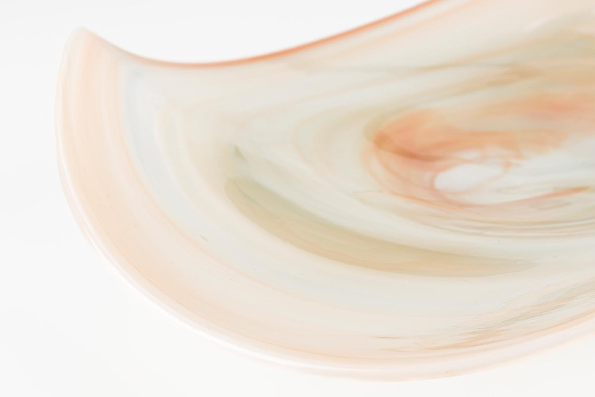 Schale Maria in Off-White präsentiert im Onlineshop von KAQTU Design AG. Schale ist von Zuiver