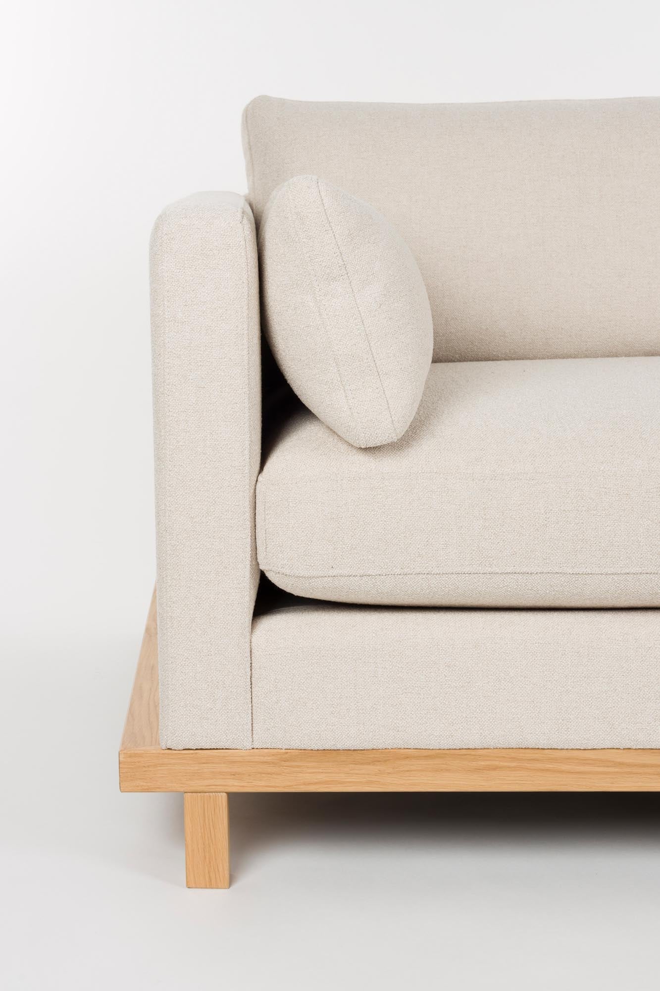 Sofa Blossom 4,5-Seater in Sand präsentiert im Onlineshop von KAQTU Design AG. 4er Sofa ist von Zuiver