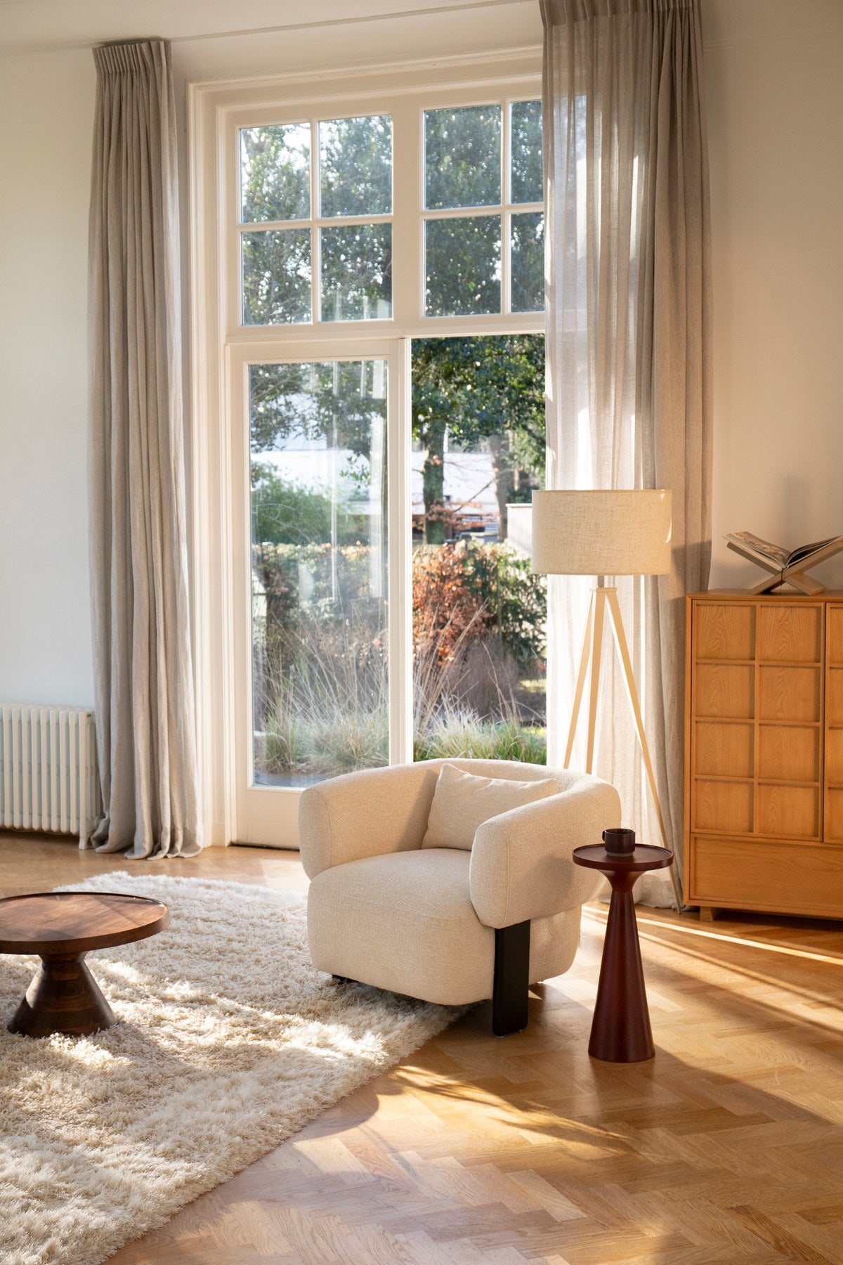 Beistelltisch Floss in Rot präsentiert im Onlineshop von KAQTU Design AG. Beistelltisch ist von Zuiver