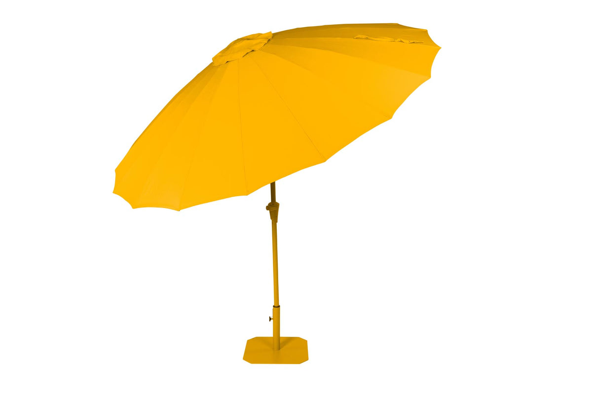 Gelber Sunbrella Sunshine Sonnenschirm von Zuiver mit rostfreiem Stab, höhenverstellbar, für den Aussenbereich geeignet.
