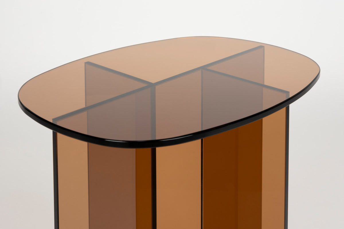 Glas-Beistelltisch Linea mit ovaler Platte und gekreuzten Paneelen