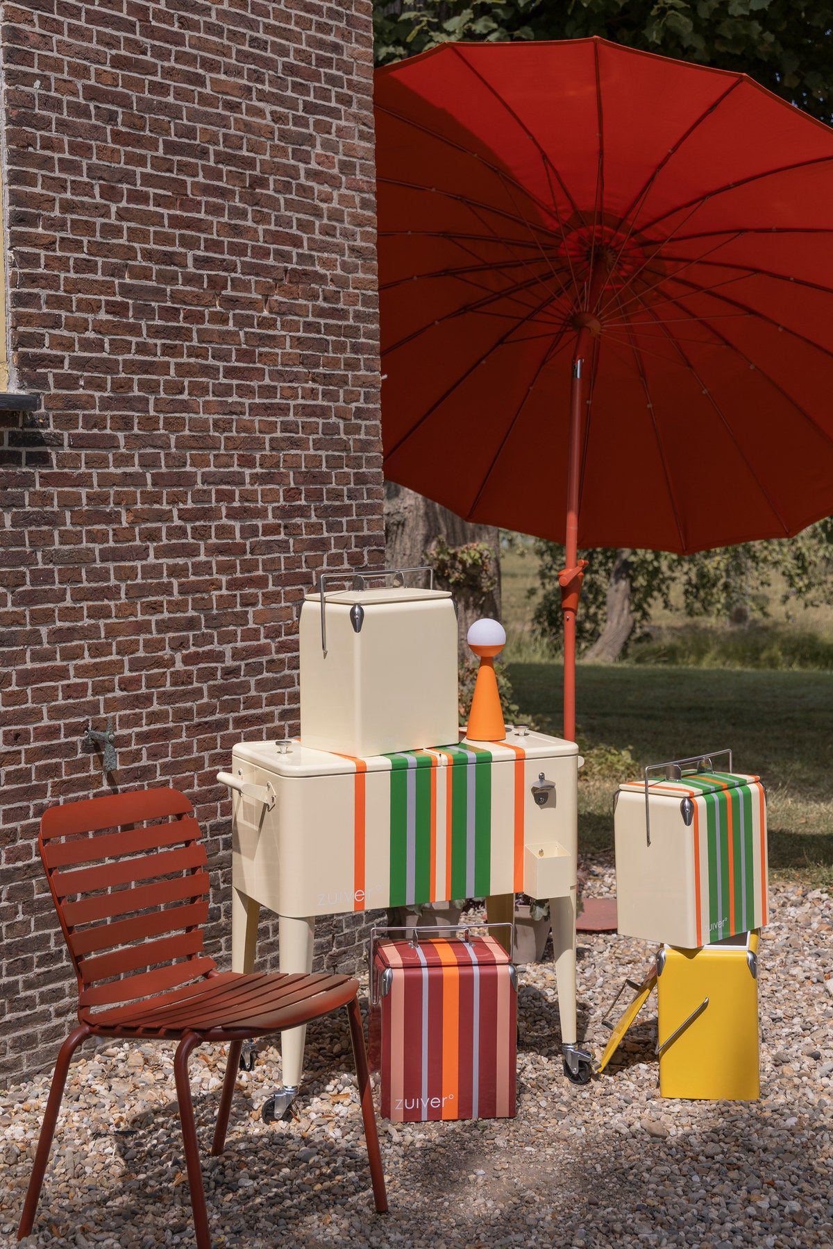 Cooler Be Cool in Mehrfarbig präsentiert im Onlineshop von KAQTU Design AG. Kühltasche ist von Zuiver
