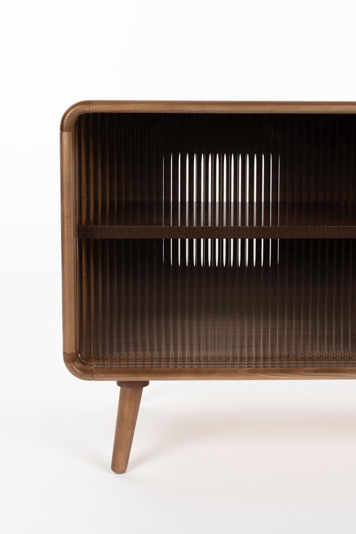 Sideboard Rise in Braun präsentiert im Onlineshop von KAQTU Design AG. Sideboards ist von Zuiver