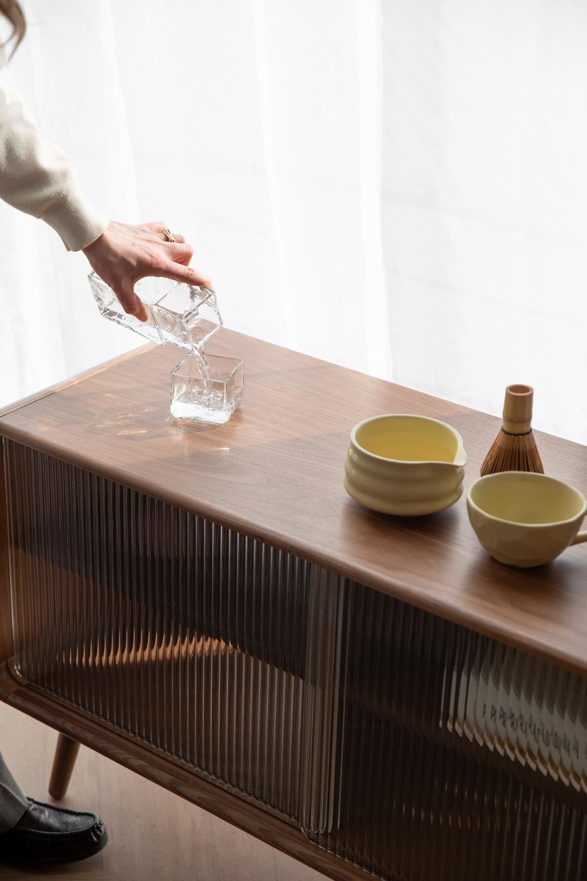 Sideboard Rise in Braun präsentiert im Onlineshop von KAQTU Design AG. Sideboards ist von Zuiver