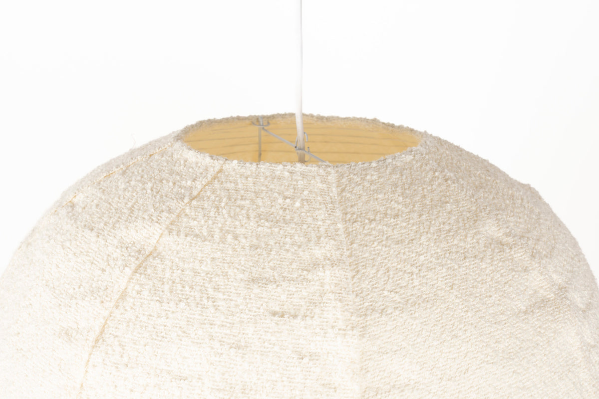 Pendelleuchte Cocoon in Creme präsentiert im Onlineshop von KAQTU Design AG. Pendelleuchte ist von Zuiver