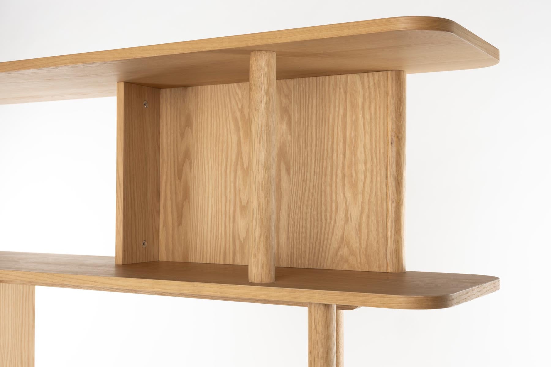 Bücherregal Barbier in Natürlich präsentiert im Onlineshop von KAQTU Design AG. Cabinet ist von Zuiver