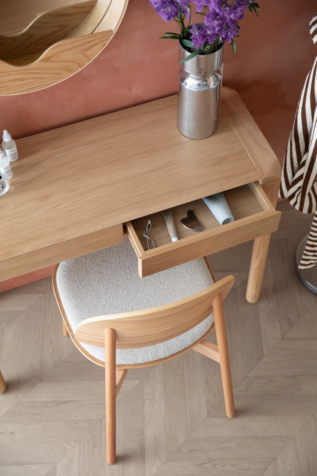 Konsolentisch Storm in Natürlich präsentiert im Onlineshop von KAQTU Design AG. Konsolentisch ist von Zuiver
