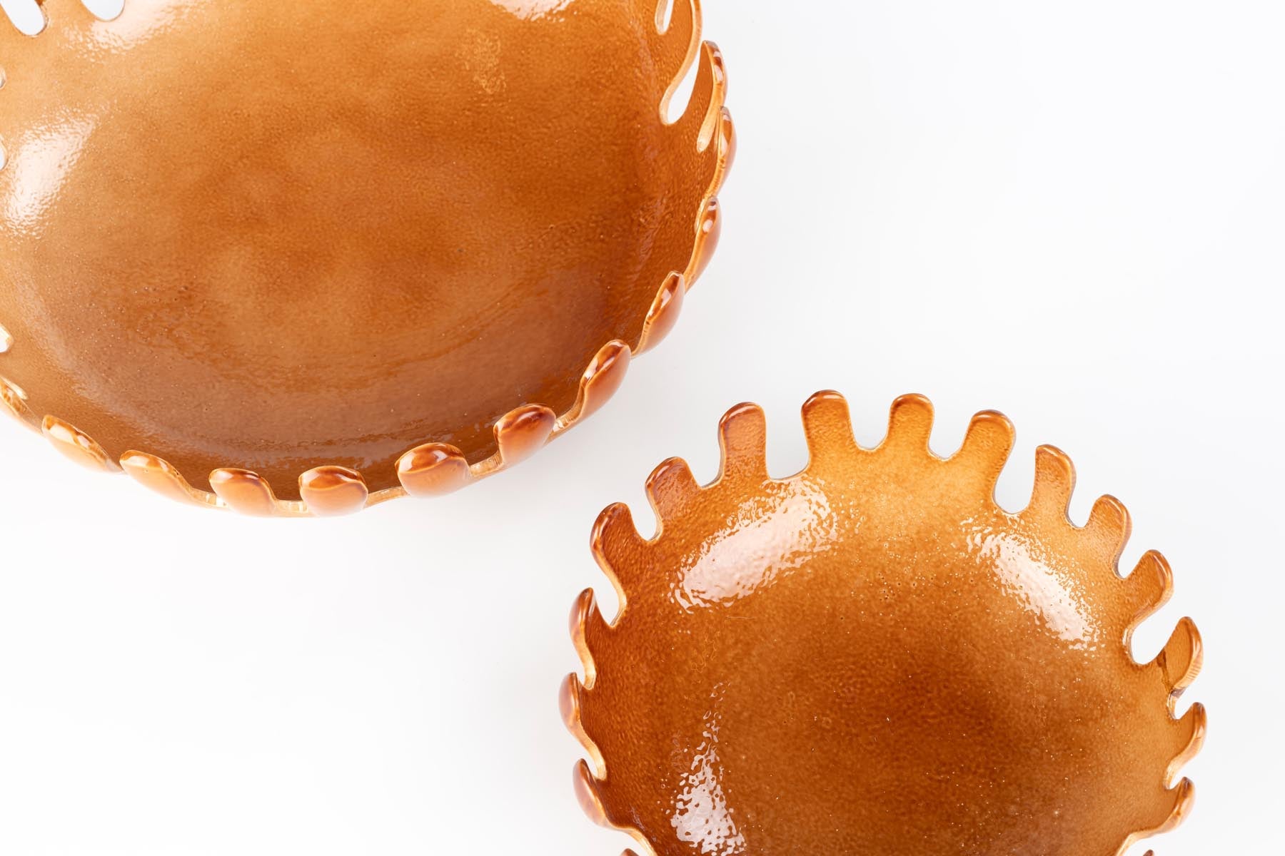 Tray Onda 2er Set in Cognac präsentiert im Onlineshop von KAQTU Design AG. Schale ist von Zuiver