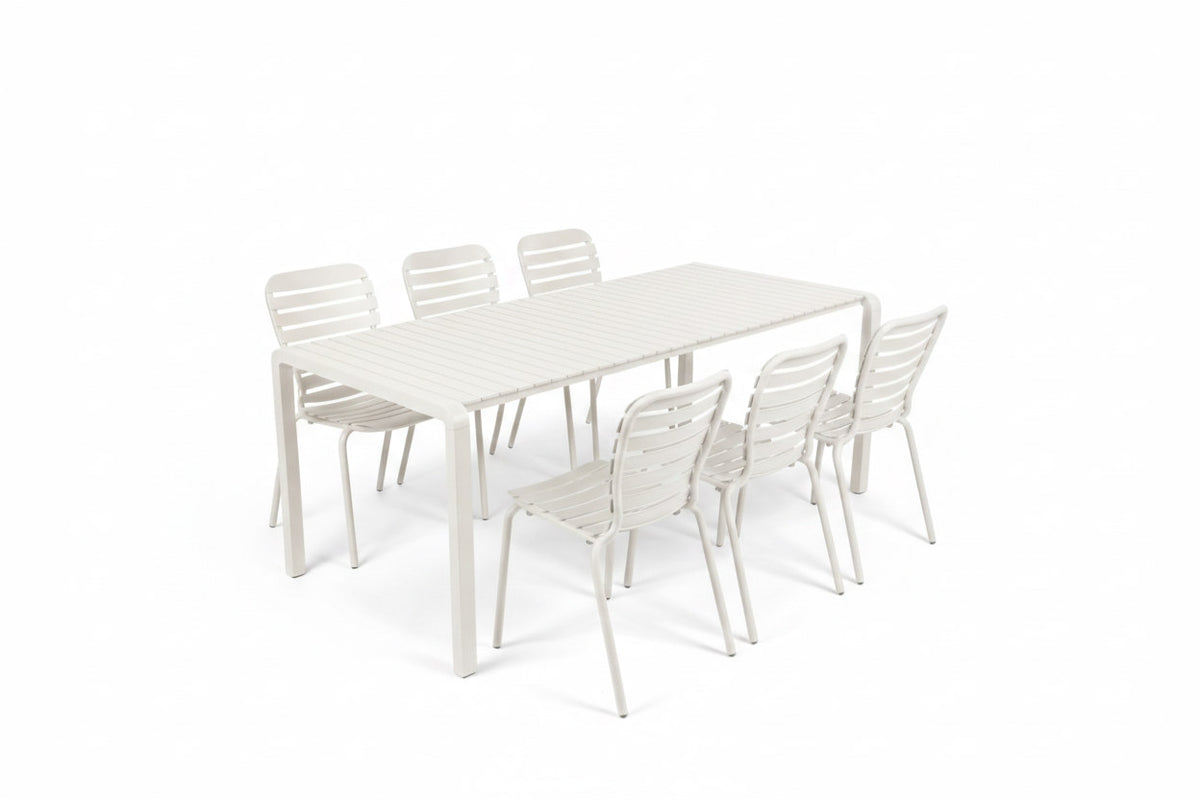 Gartentisch Vondel 214 + 6 Stühle Vondel weiss in Weiss präsentiert im Onlineshop von KAQTU Design AG. Gartentischset ist von Zuiver