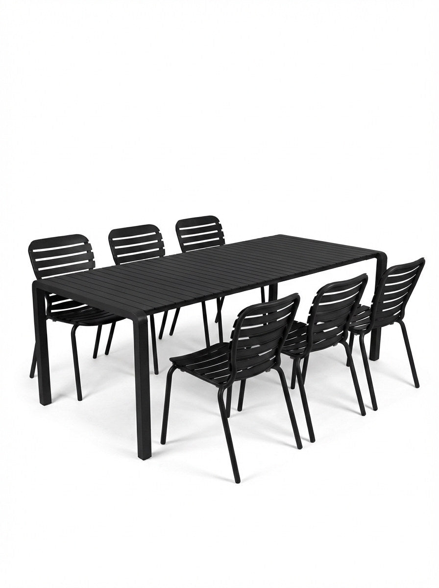 Gartentisch Vondel 214 + 6 Stühle Vondel Schwarz in Schwarz präsentiert im Onlineshop von KAQTU Design AG. Gartentischset ist von Zuiver