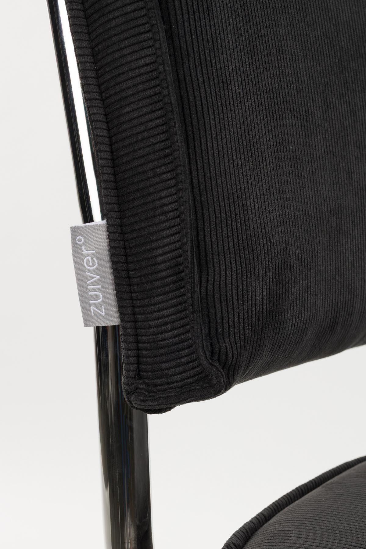 Stuhl Ridge in Schwarz präsentiert im Onlineshop von KAQTU Design AG. Stuhl ist von Zuiver
