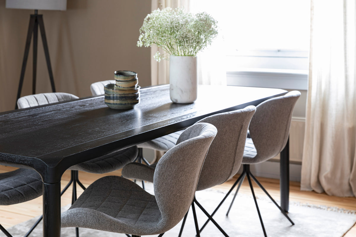 Stuhl Omg in Grau präsentiert im Onlineshop von KAQTU Design AG. Stuhl ist von Zuiver