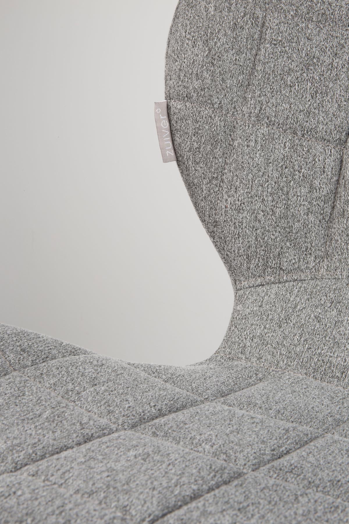 Stuhl OMG in Hellgrau präsentiert im Onlineshop von KAQTU Design AG. Stuhl ist von Zuiver