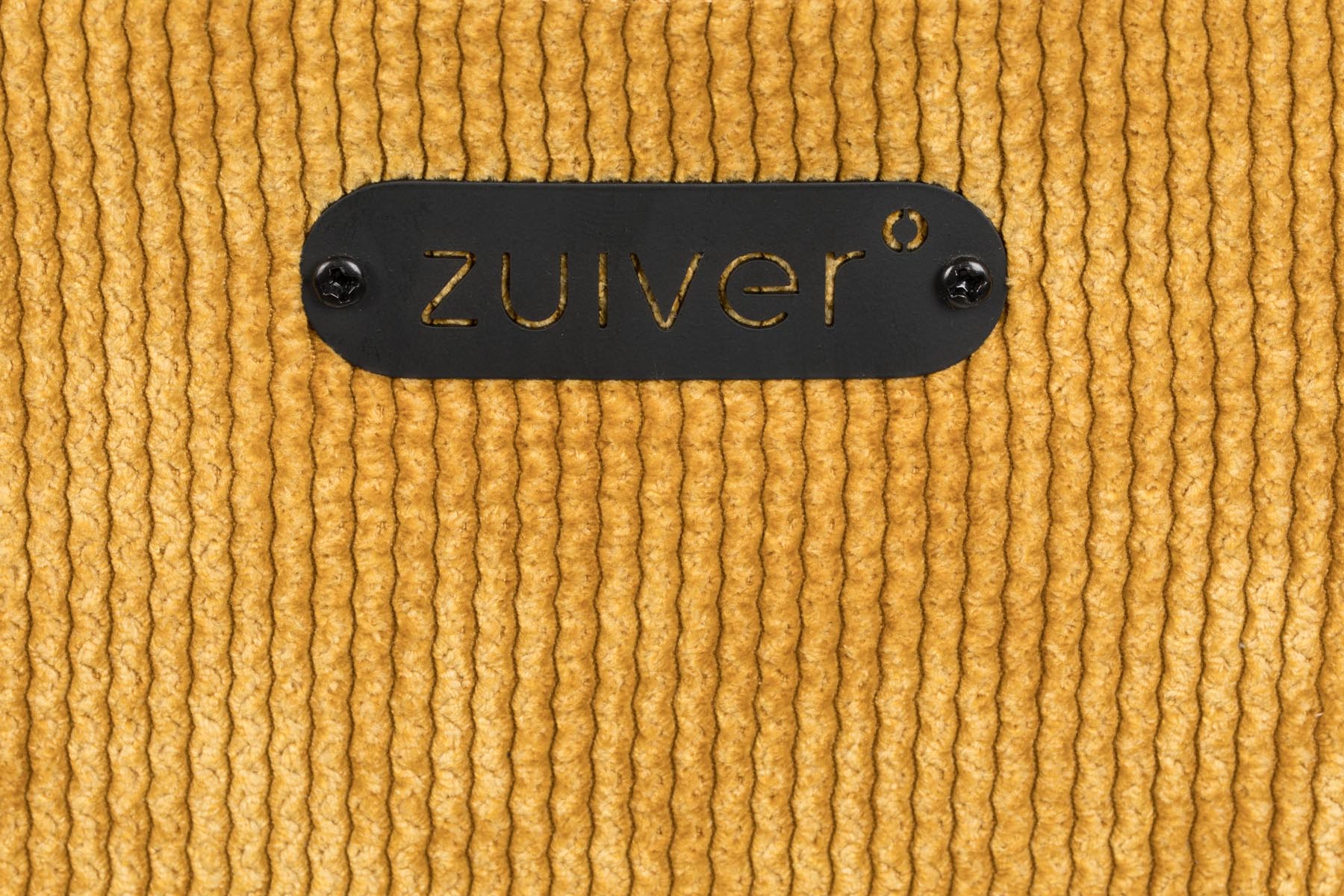 Stuhl Benson in Oker präsentiert im Onlineshop von KAQTU Design AG. Stuhl ist von Zuiver