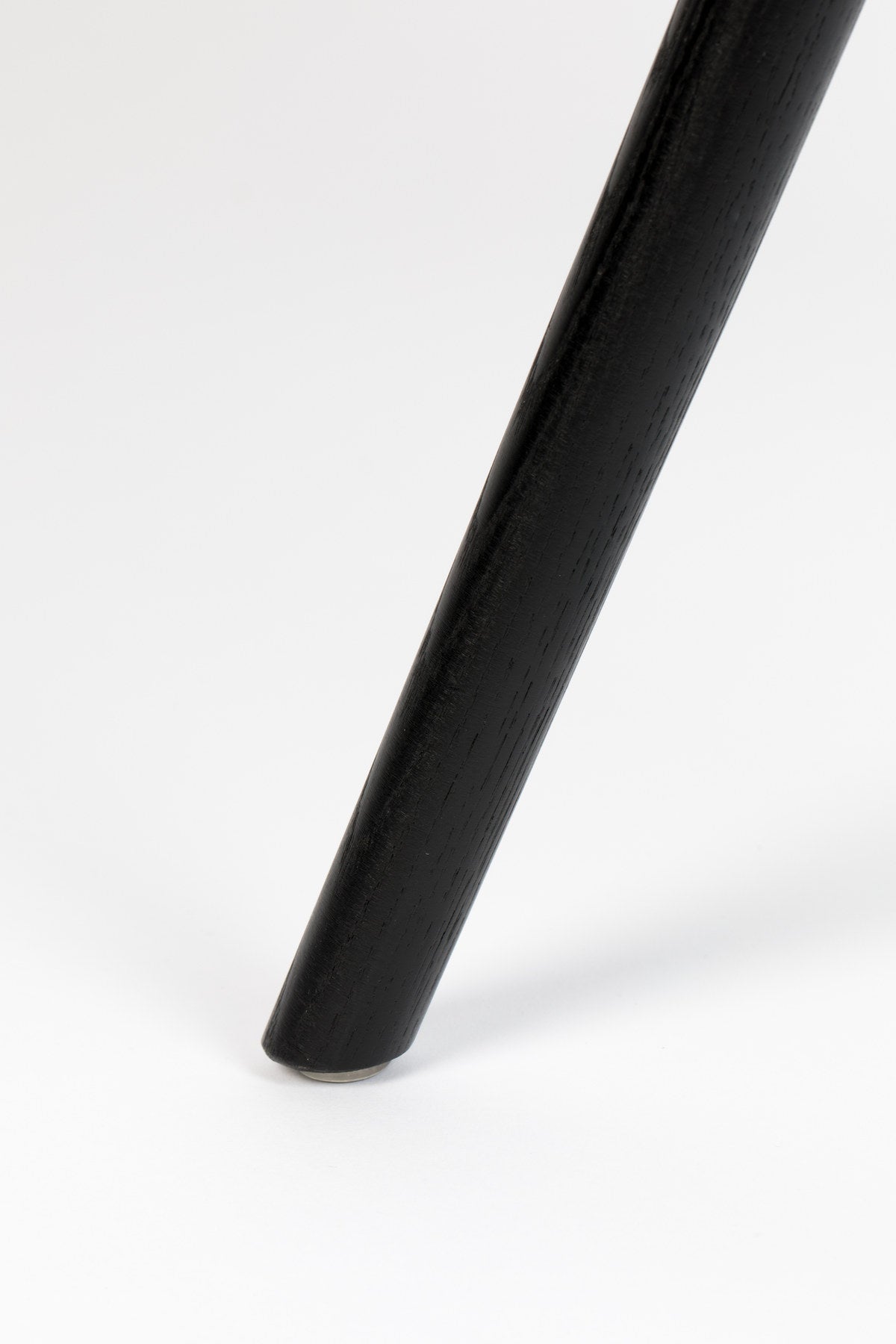 Stuhl Albert Kuip in Schwarz präsentiert im Onlineshop von KAQTU Design AG. Stuhl ist von Zuiver