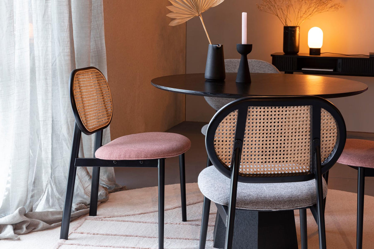Stuhl Spike in Rosa präsentiert im Onlineshop von KAQTU Design AG. Stuhl ist von Zuiver