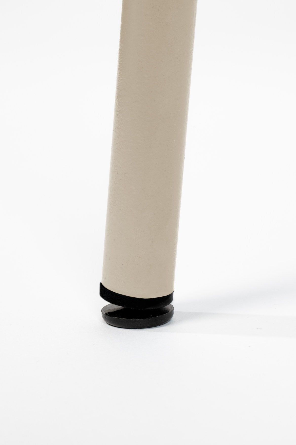 Esszimmerstuhl The Ocean mit Sitzschale aus Ozeanplastik auf Metallbeinen