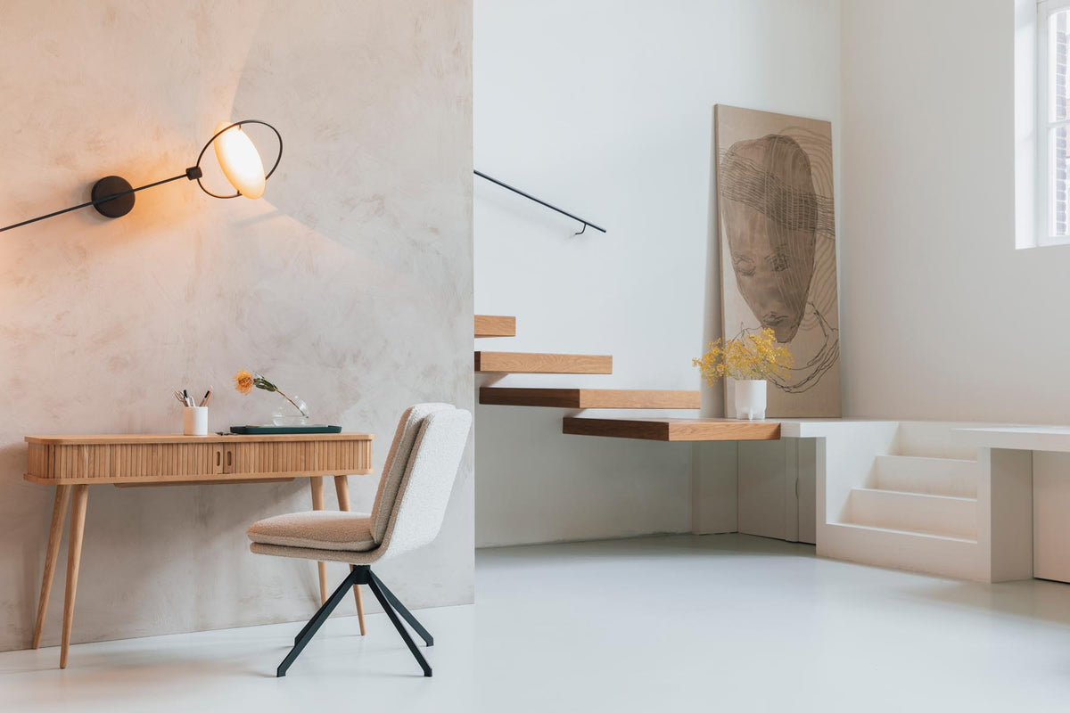 Stuhl Tyler in Weiss präsentiert im Onlineshop von KAQTU Design AG. Stuhl ist von Zuiver