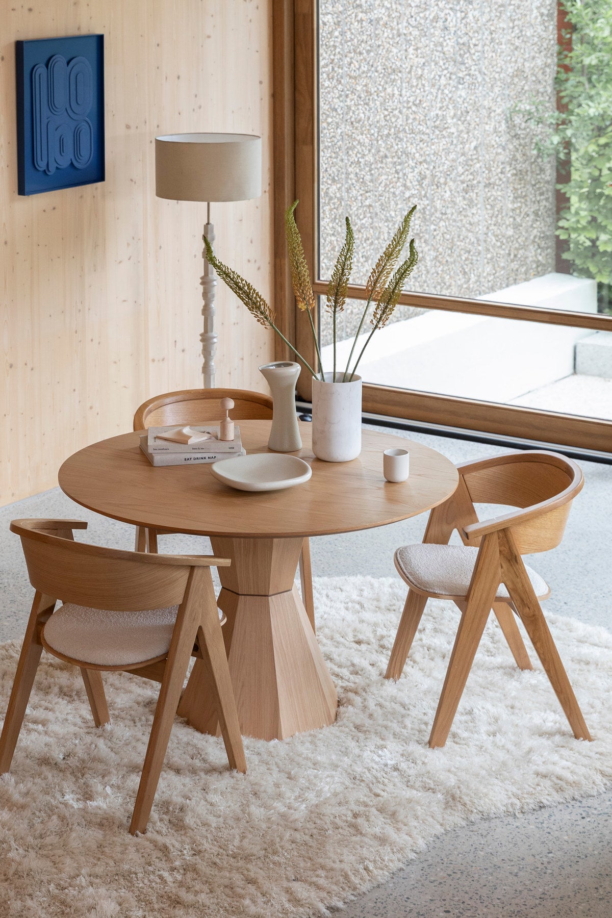 Stuhl Ndsm in Natural präsentiert im Onlineshop von KAQTU Design AG. Schalenstuhl mit Armlehne ist von Zuiver