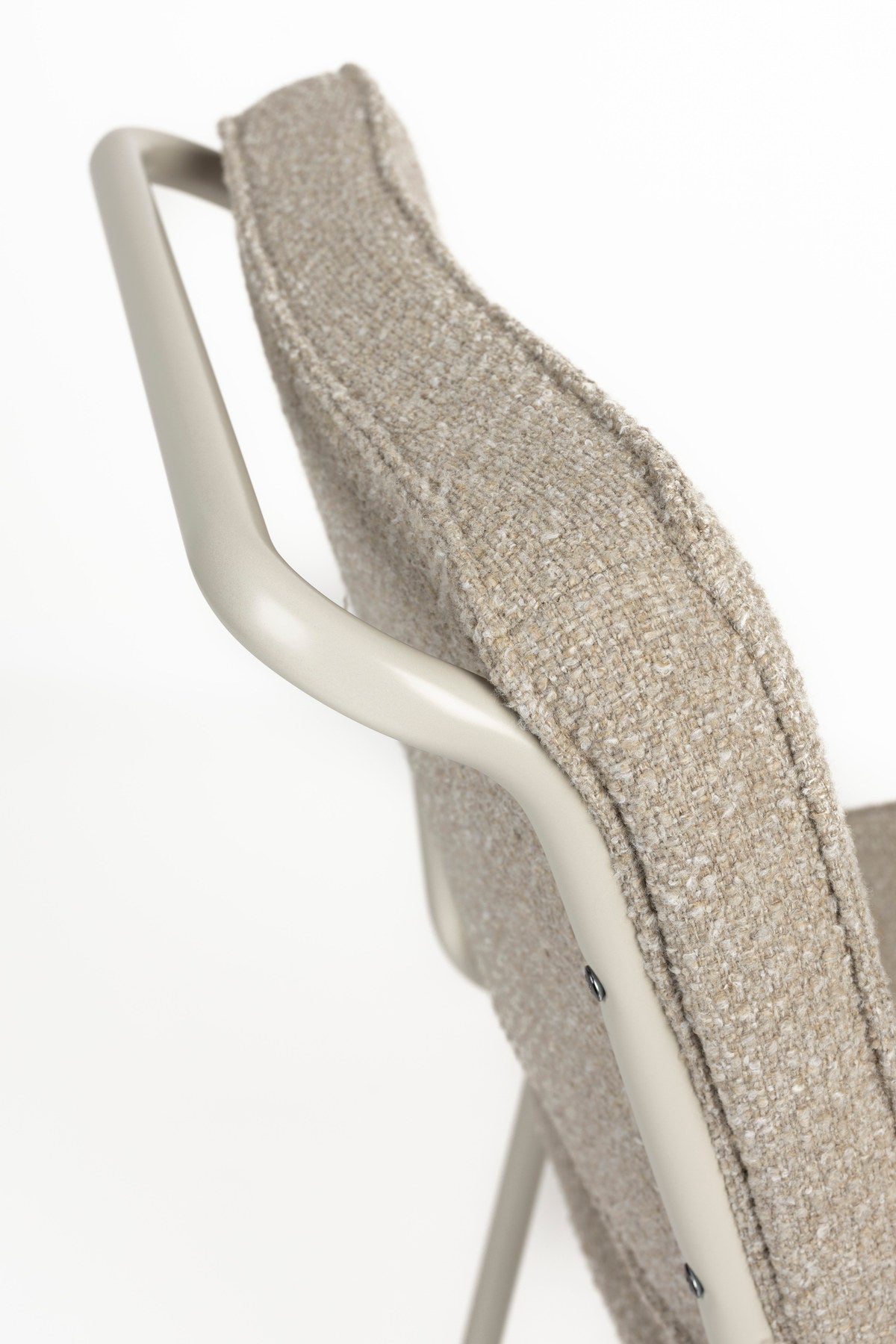 Stuhl Buddy in beige präsentiert im Onlineshop von KAQTU Design AG. Stuhl ist von Zuiver