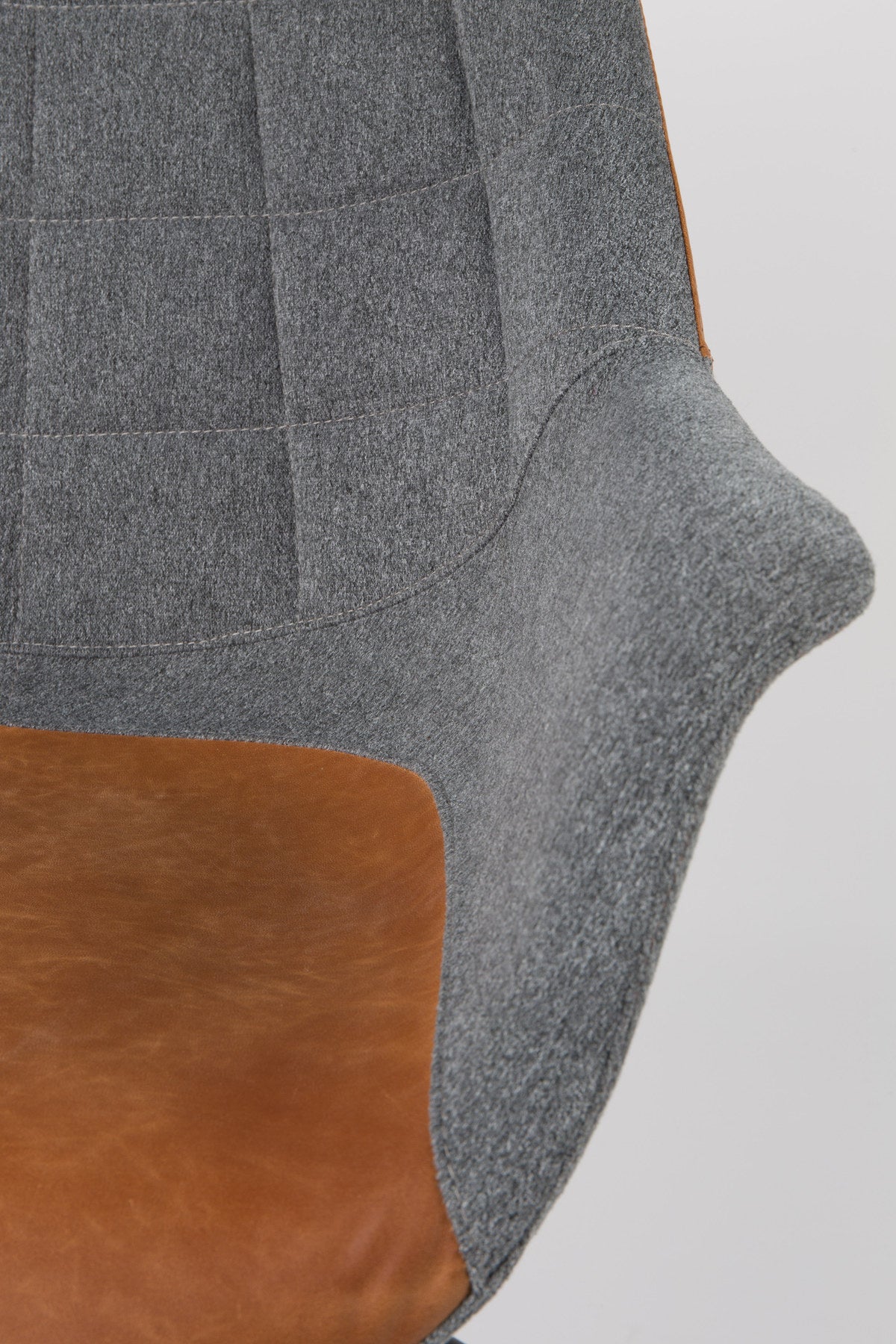 Bürostuhl Doulton in Braun präsentiert im Onlineshop von KAQTU Design AG. Bürostuhl ist von Zuiver