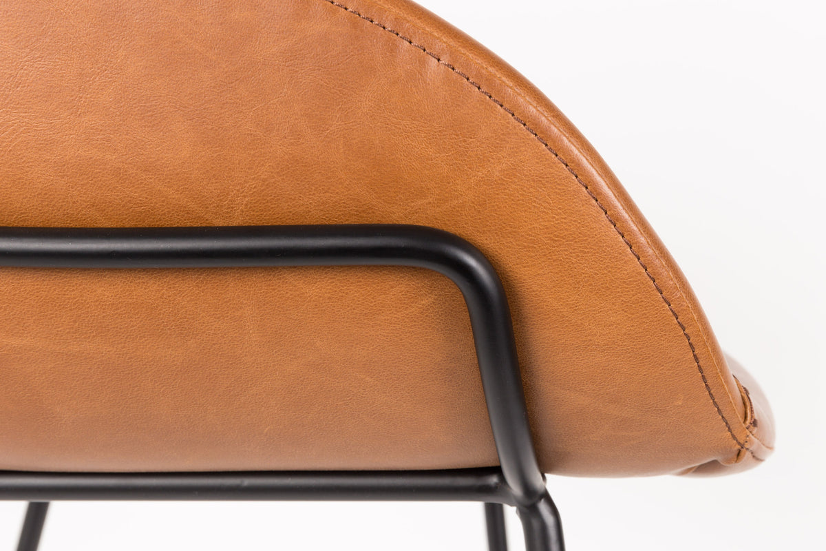Barstuhl Feston in Braun präsentiert im Onlineshop von KAQTU Design AG. Barstuhl ist von Zuiver