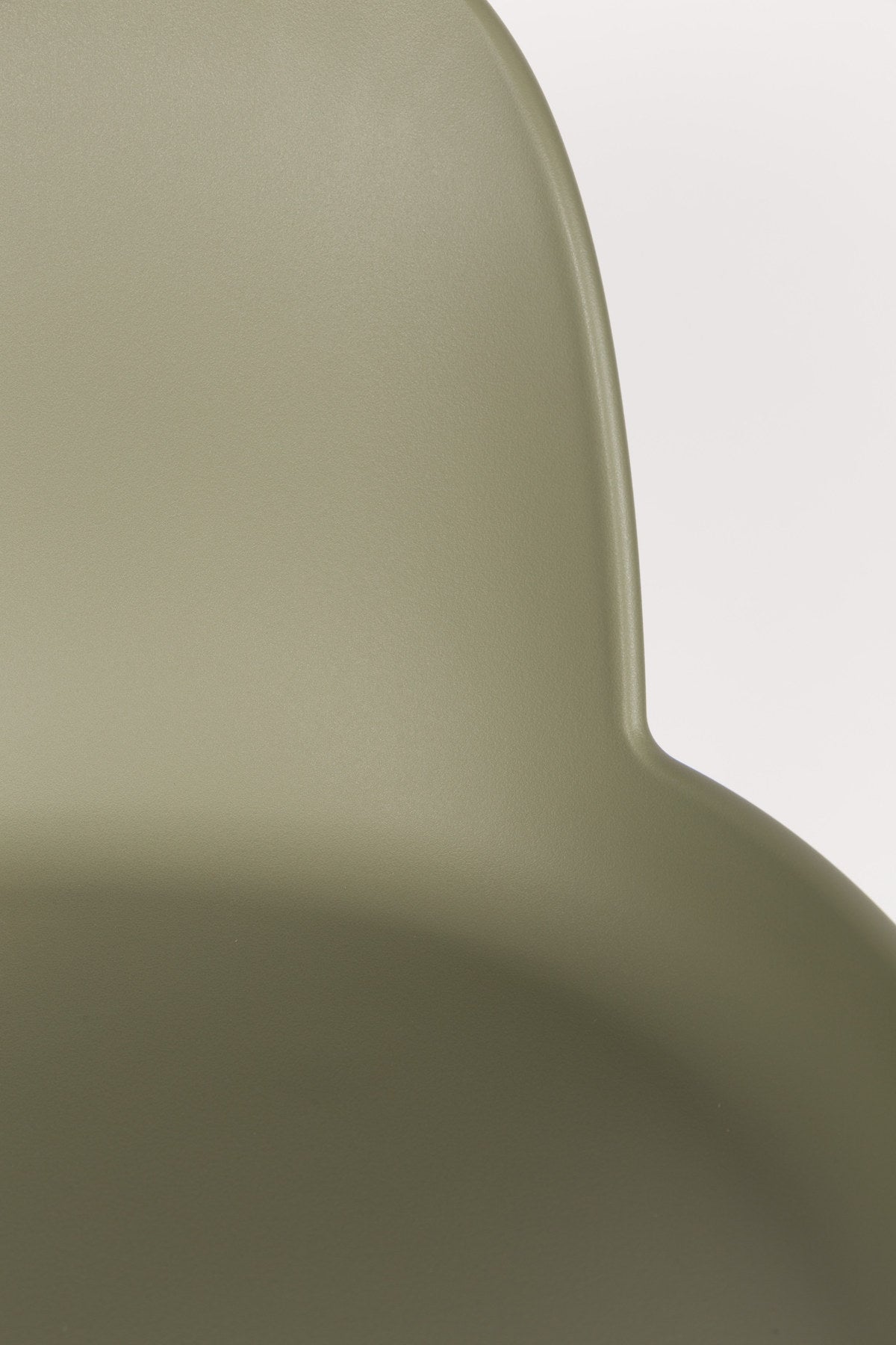 Barstuhl Albert Kuip in Grün präsentiert im Onlineshop von KAQTU Design AG. Barstuhl ist von Zuiver