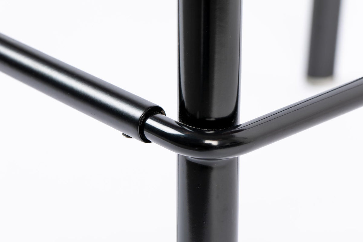 Barstuhl Spike in Rosa präsentiert im Onlineshop von KAQTU Design AG. Barstuhl ist von Zuiver