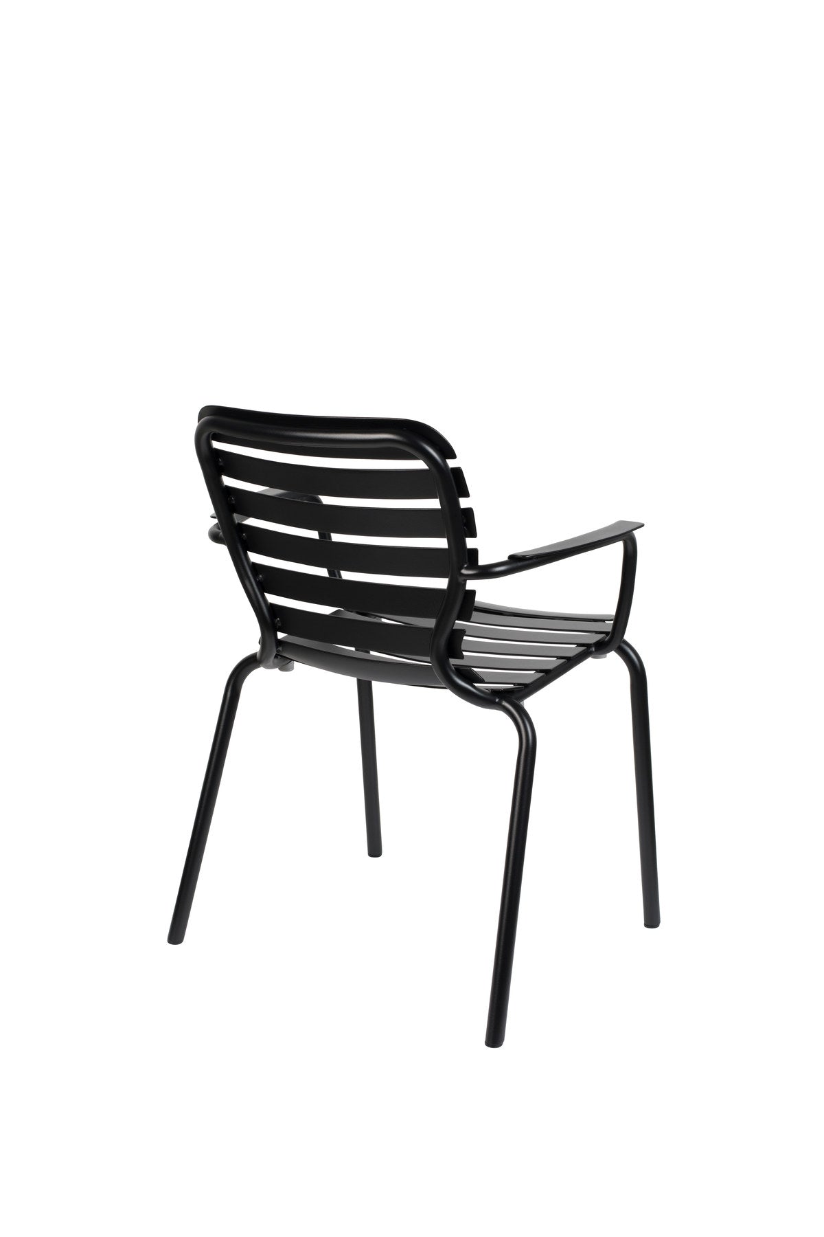 Gartenstuhl mit Armlehne Vondel in Schwarz präsentiert im Onlineshop von KAQTU Design AG. Gartenstuhl mit Armlehnen ist von Zuiver