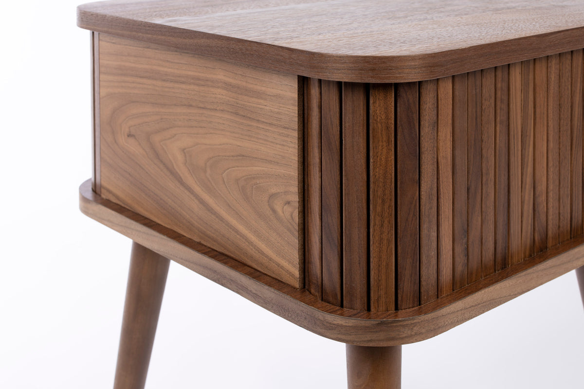 Beistelltisch Barbier in Braun präsentiert im Onlineshop von KAQTU Design AG. Beistelltisch ist von Zuiver