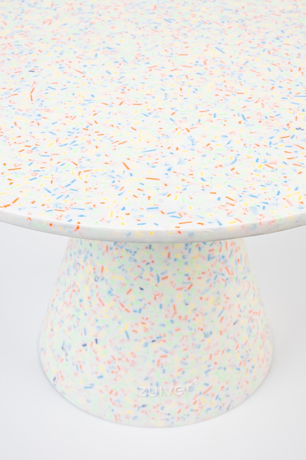 Beistelltisch Victoria in Weiss präsentiert im Onlineshop von KAQTU Design AG. Beistelltisch ist von Zuiver