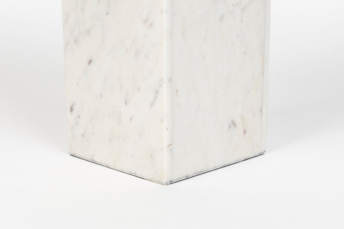 Pride Beistelltisch in Weiss präsentiert im Onlineshop von KAQTU Design AG. Beistelltisch ist von Zuiver