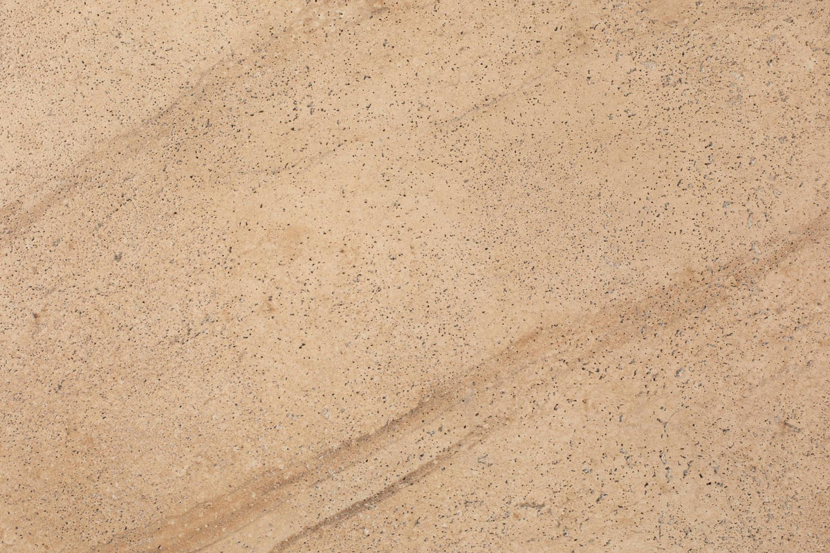 Edler Beistelltisch quadratisch in beige präsentiert im Onlineshop von KAQTU Design AG. Beistelltisch ist von Zuiver