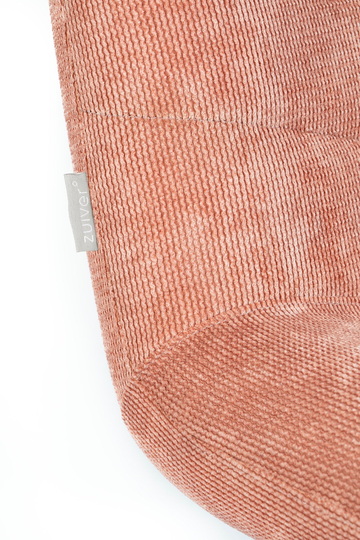Lounge Sessel Bubba in Rosa präsentiert im Onlineshop von KAQTU Design AG. Sessel ist von Zuiver