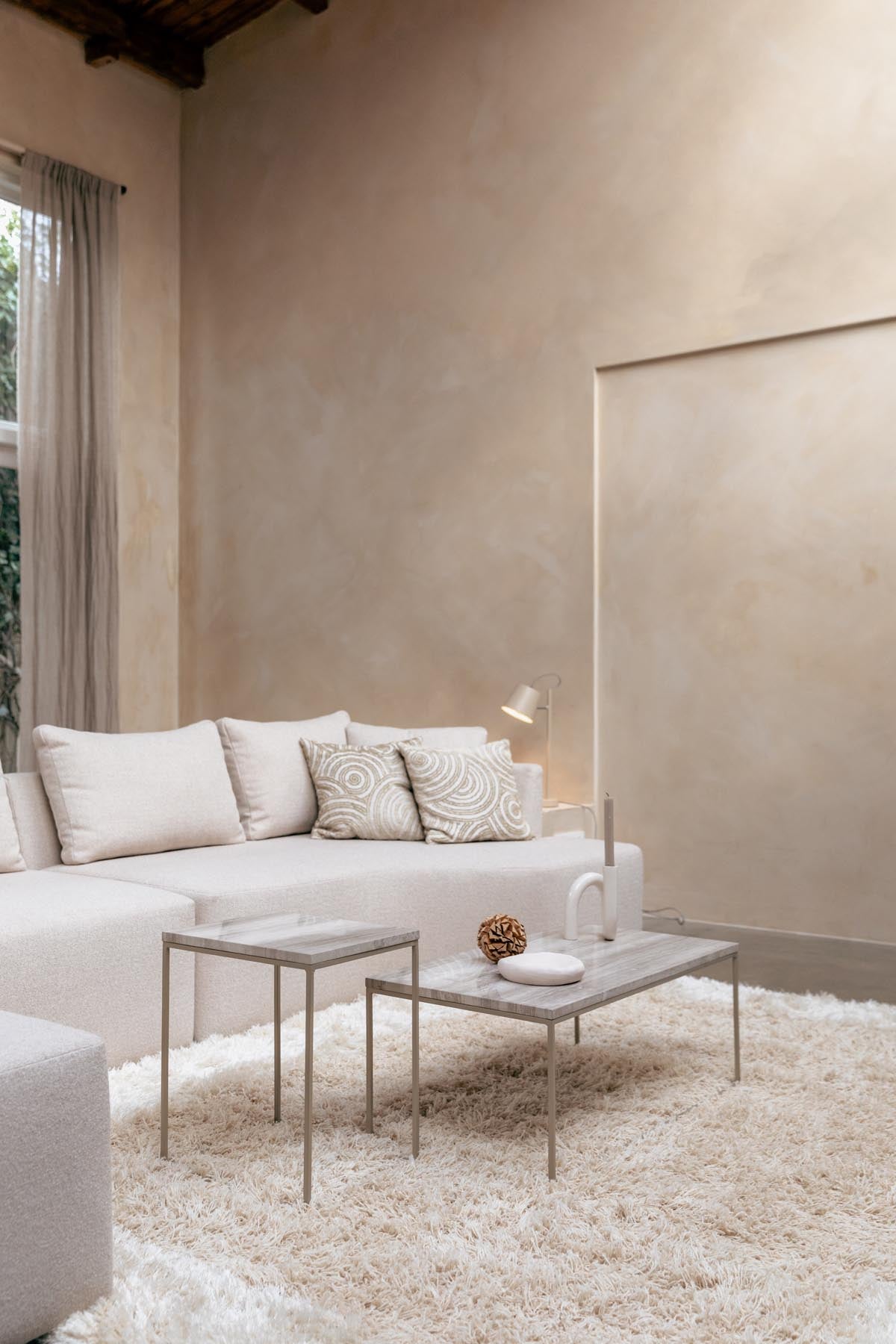 Prosper Sofa Left in Creme präsentiert im Onlineshop von KAQTU Design AG. L-Sofa links ist von Zuiver