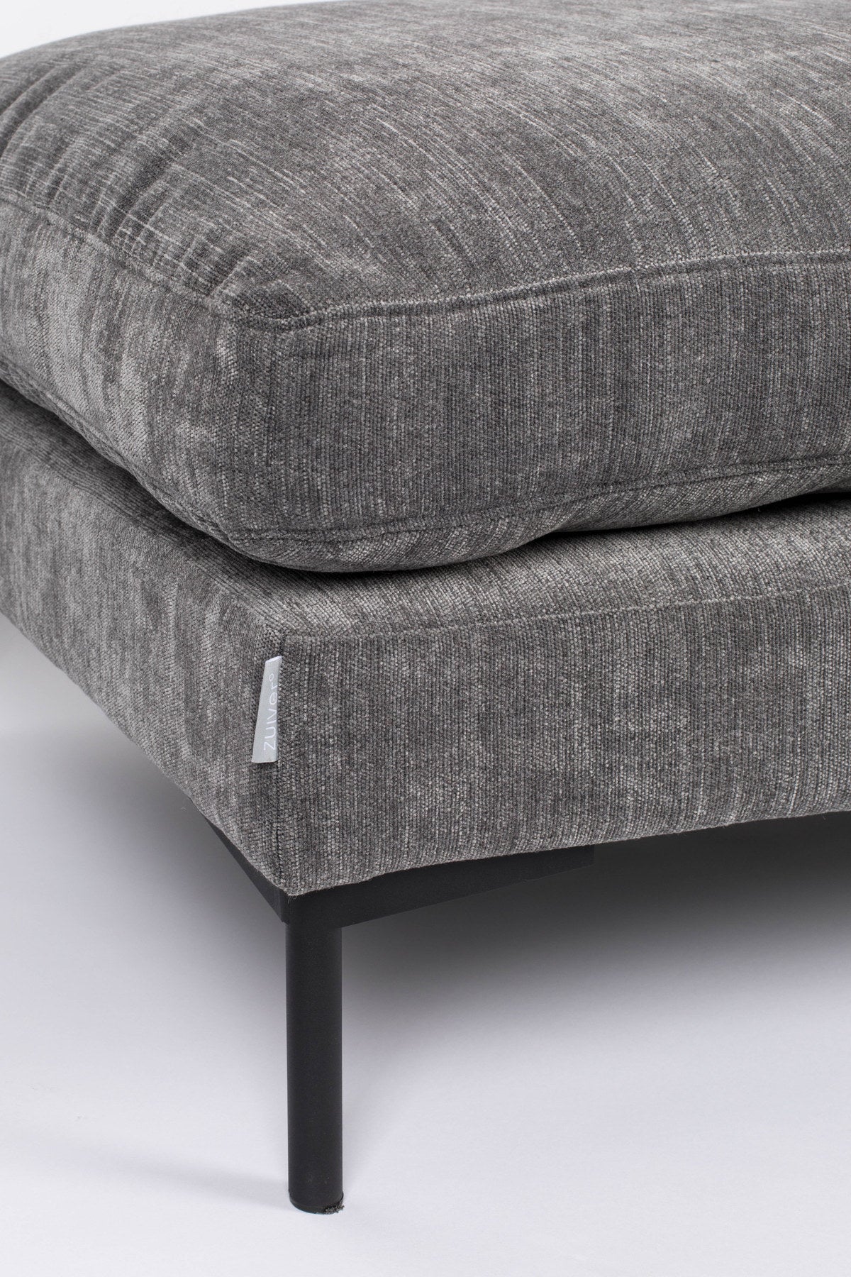 Hocker Summer in Grau präsentiert im Onlineshop von KAQTU Design AG. Pouf ist von Zuiver
