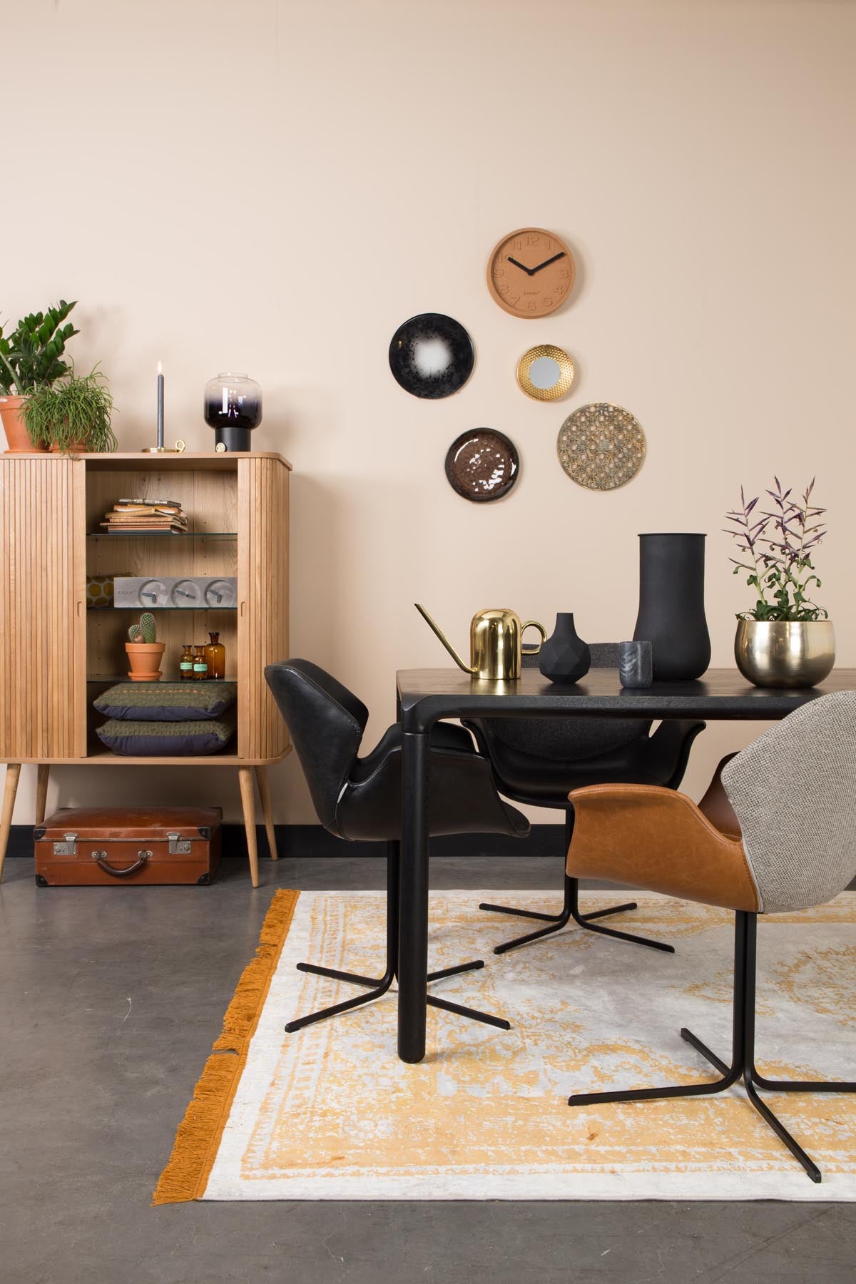Sideboard Barbier in Natur präsentiert im Onlineshop von KAQTU Design AG. High-Sideboard ist von Zuiver